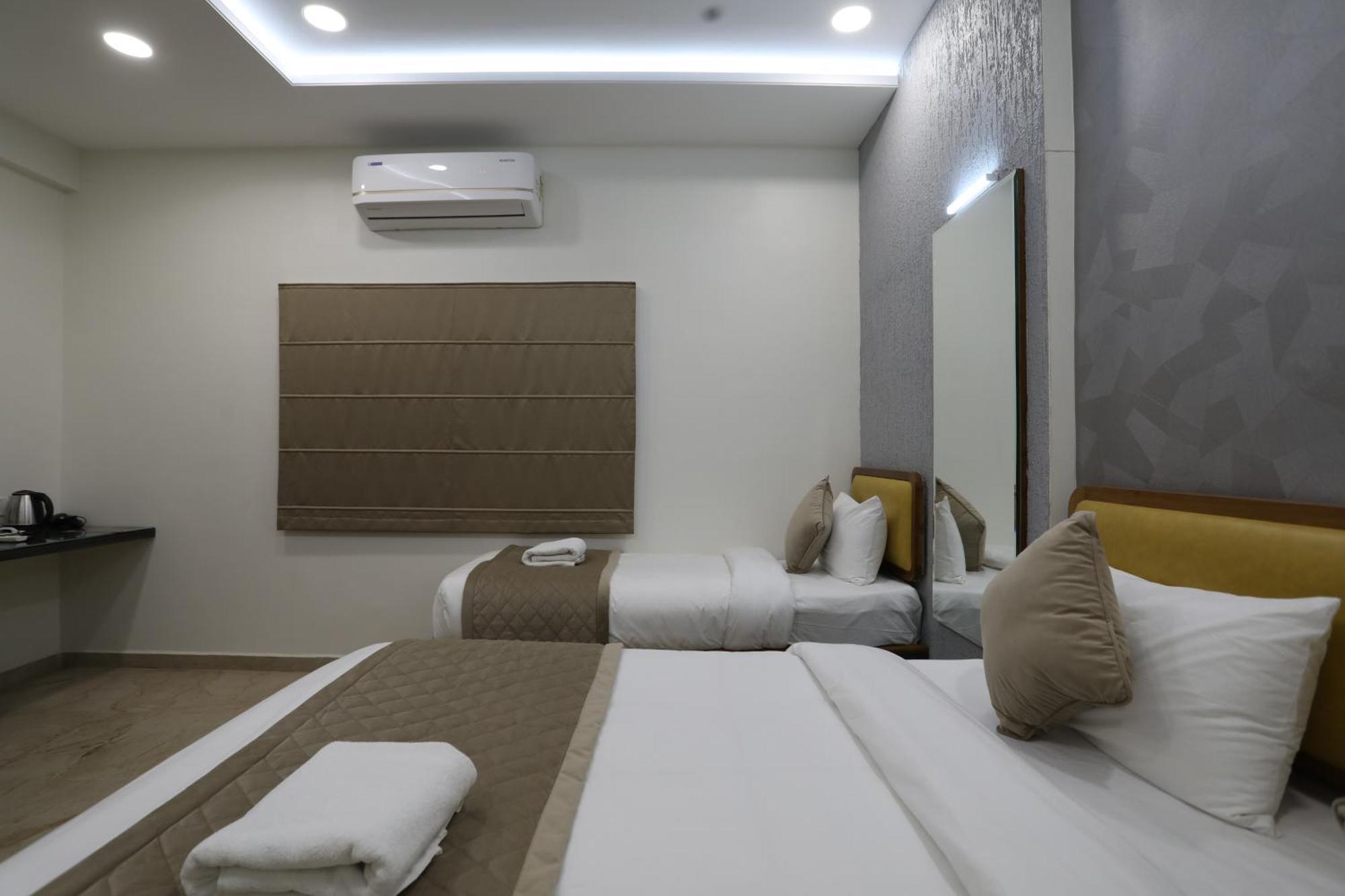 אאורנגבד Hotel Ajinkya Palace מראה חיצוני תמונה